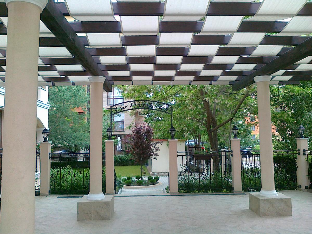Hotel Seasons 3 Солнечный берег Экстерьер фото