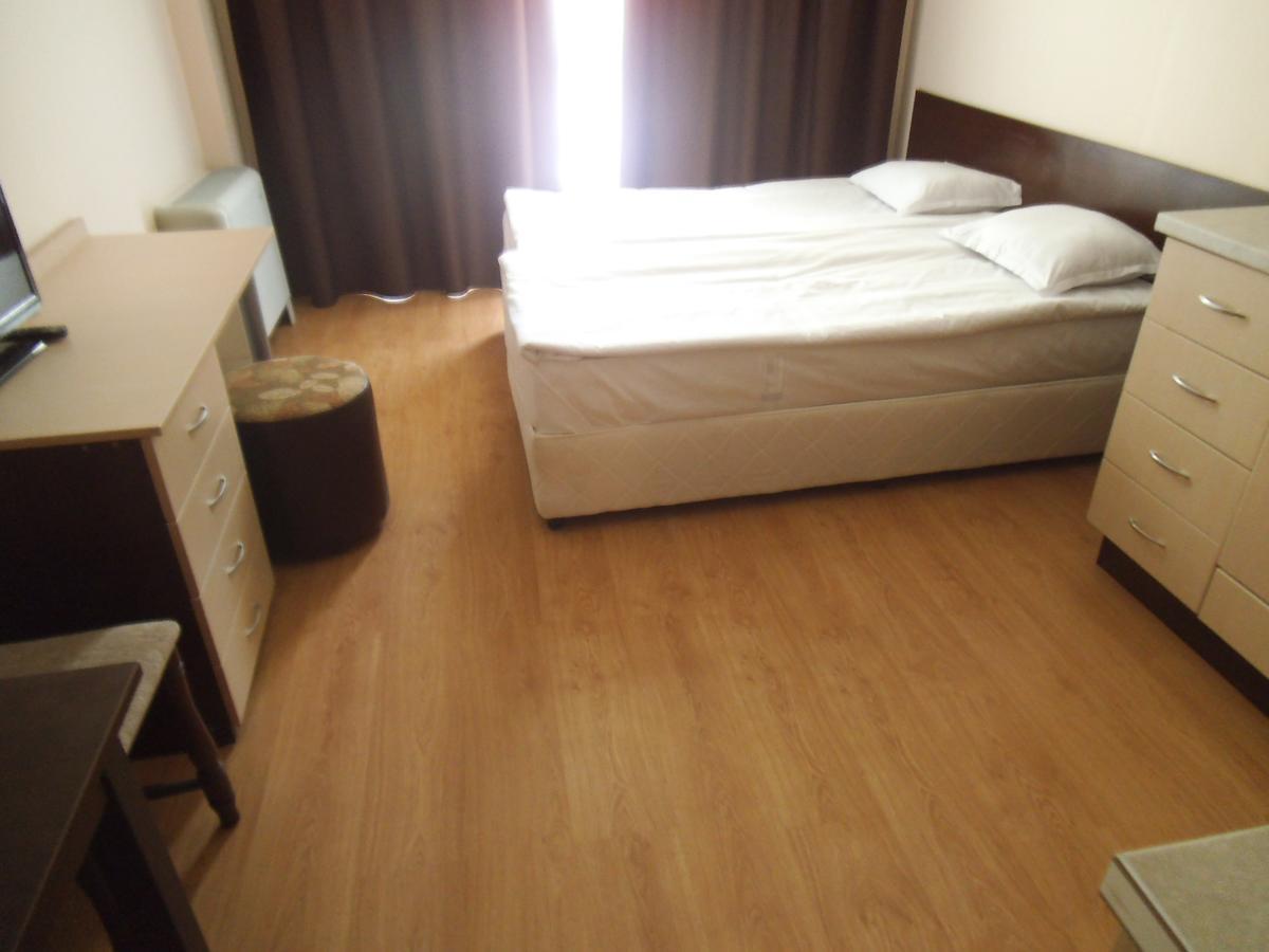 Hotel Seasons 3 Солнечный берег Экстерьер фото